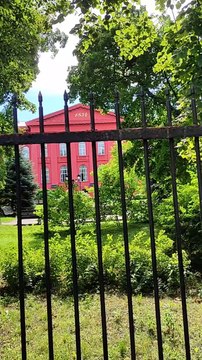 Ботанический сад им.А.В. Фомина в Киеве / Botanical Garden named after A.V. Fomina in Kyiv / Botanischer Garten benannt nach A.V. Fomina in Kiew / Jardin botanique nommé d'après A.V. Fomina à Kyiv