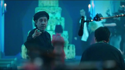 Beetlejuice Returns! Exclusive Featurette Unveils the Deetz Family’s Haunted Home 👻