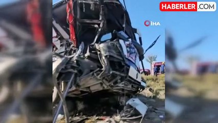 Gürcistan plakalı Mercedes marka otobüs şarampole yuvarlandı: 2 yaralı