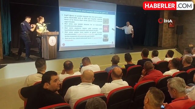 Okul servisi sürücülerine bilgilendirme toplantısı yapıldı