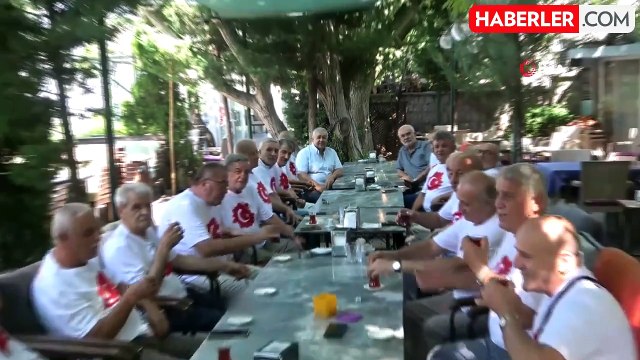 Asker arkadaşlarının 42 yıllık geleneği