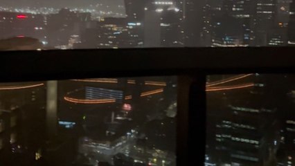 Early morning windstorm causes dramatic swaying in high-rise Melbourne apartment