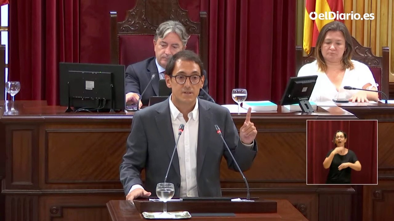 El portavoz socialista en el Parlament balear, Iago Negueruela, señala que Le Senne "tendrá que responder ante los tribunales" por romper el retrato de Aurora Picornell