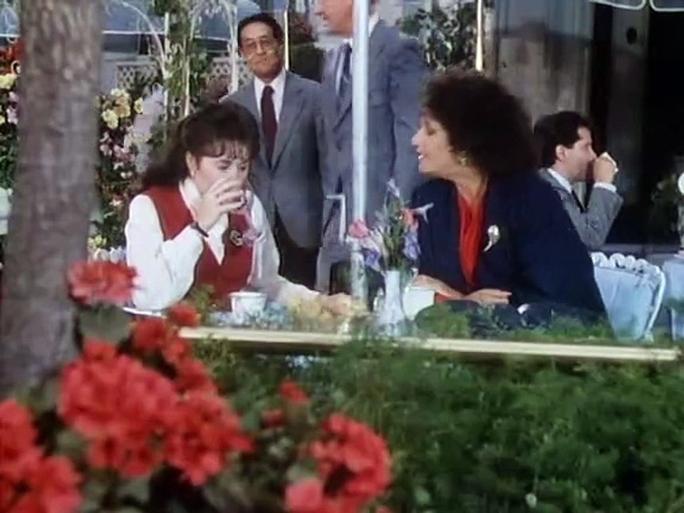 Hotel  S05E06 - Innere Unruhe