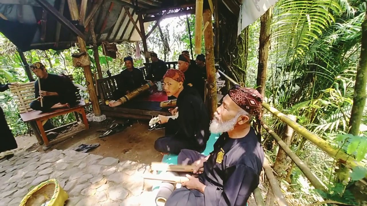 Sorban Palid Song
