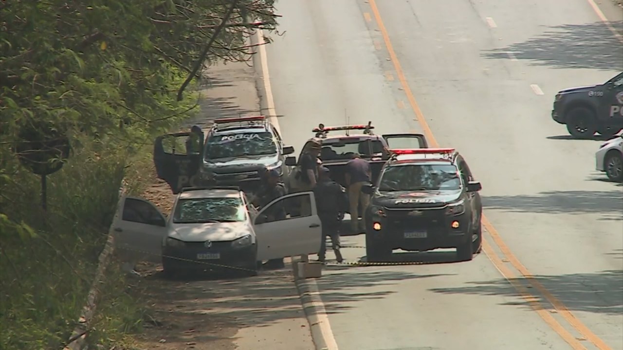 Homem troca de tiros com a PM e morre em rodovi...
