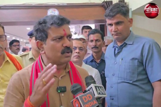 Chhattisgarh Naxal Encounter : दंतेवाड़ा बीजापुर सीमा पर 9 नक्सली ढेर, गृह मंत्री ने जवानों को दी बधाई