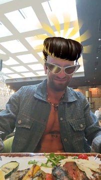 Essen mit Zois im Restaurant TikTok Special Zois