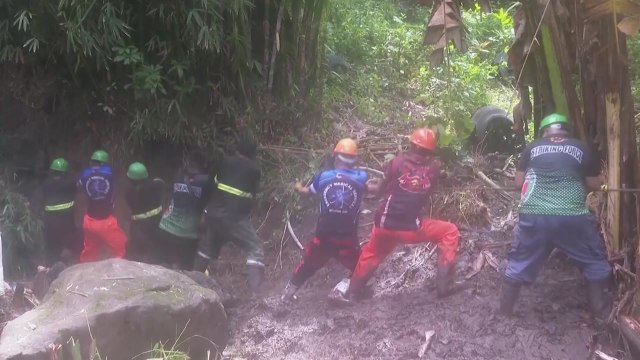 태풍 '야기' 필리핀 강타...산사태로 최소 14명 사망 / YTN