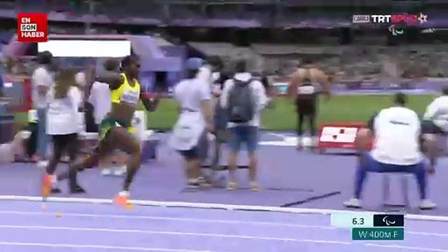 Milli para atlet Aysel Önder, gümüş madalya kazandı