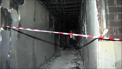 Así está por dentro el edificio quemado en el barrio valenciano de Campanar