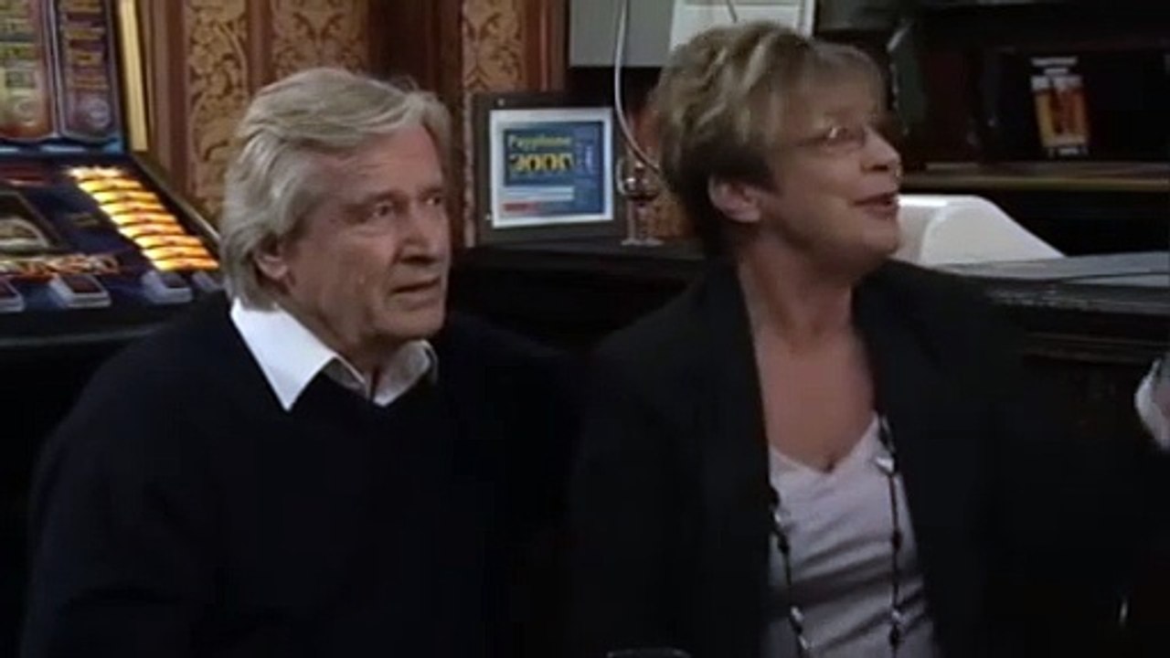 Corrie David Platt Threatens Deirdre & Ken 21st May 2010 Ep 2
