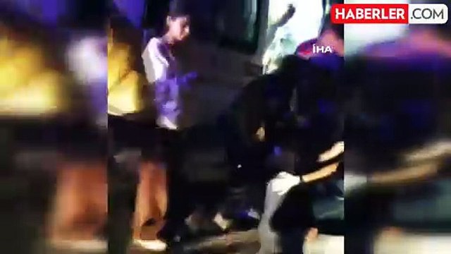 Sivas-Erzincan sınırında otobüs devrildi, 17 kişi yaralandı