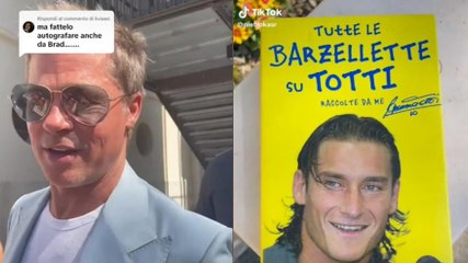 Brad Pitt autografa libro di barzellette su Totti