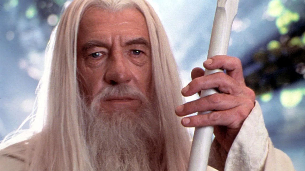 Ian McKellen on Returning as Gandalf in New 'Lord of the Rings' Movies: "They Better Be Quick!" | THR News Video