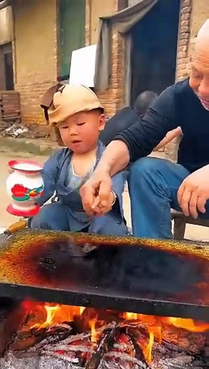 Chinese burger Making breakfast with grandpa