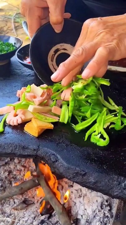 Chinese burger Outdoor stone grilled food