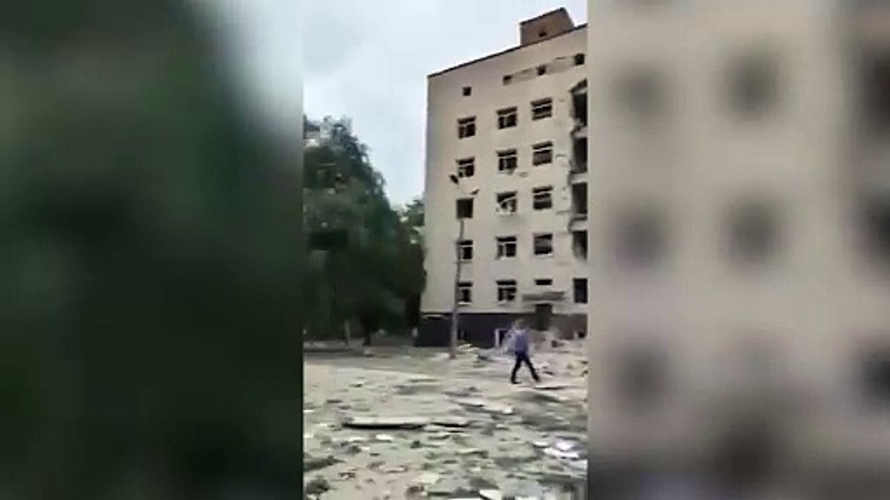 Rusia lanzó un devastador bombardeo a un instituto militar en el centro de Ucrania