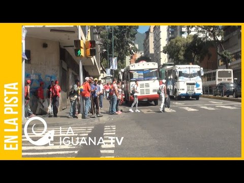Por Navidad: Choferes aumentan pasaje urbano en Caracas a 5 mil Bs