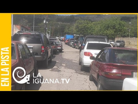 Tres y cuatro horas de colas para surtir de gasolina en Barquisimeto