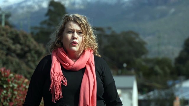 More than a dozen bushwalkers rescued from Kunanyi-Mt Wellington during severe weather