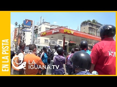 Recorrido por algunas estaciones de servicio de Caracas: Pocos Números y largas colas