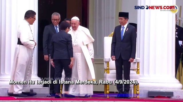 Momen Presiden Jokowi Kenalkan Prabowo ke Paus Fransiskus di Istana Negara