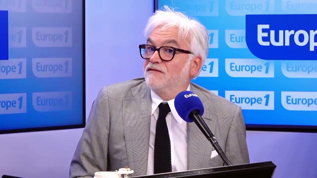 Nomination du nouveau Premier ministre : «On peut consulter jusquà la Saint Glin-Glin, il n'y a pas de solution», ironise Pascal Praud