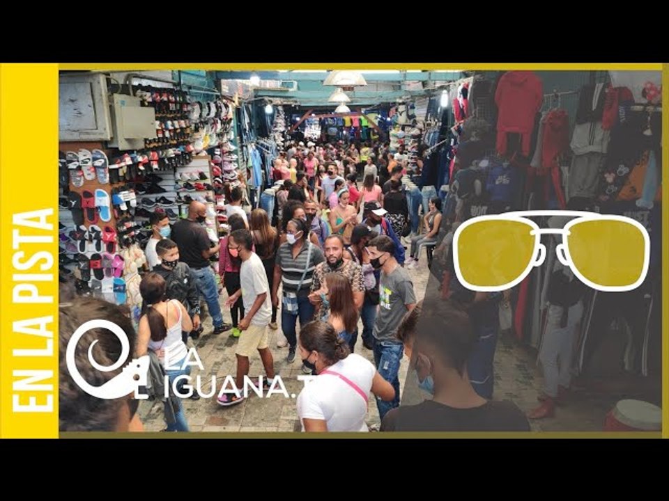 El gentío: Así están pasillos de los mercados de La Hoyada y Cruz Verde en Caracas