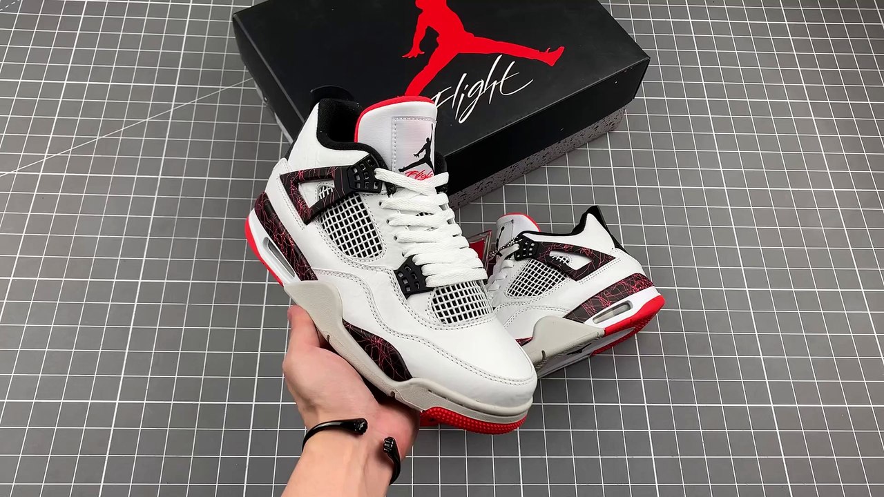Air Jordan 4 “Hot Lava”