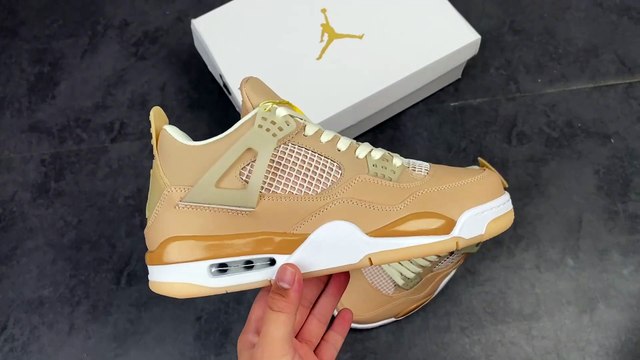 Nike WMNS Air Jordan 4 Retro Shimmer