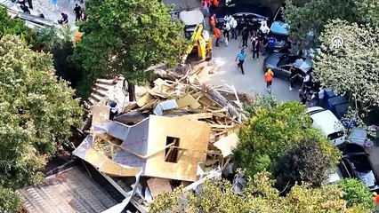 Bakanlık, Vaniköy'deki kaçak yapıların yıkımına başladı