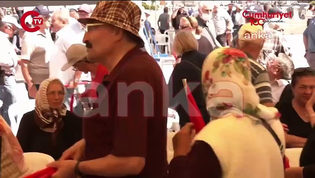 AKP'li Güler kürsüye çıktı, yurttaş alanı terk etti