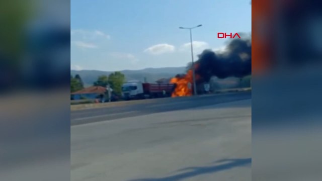 TIR’a çarpan LPG deposu yüklü TIR yandı