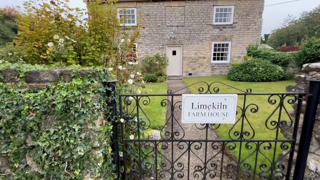 Lime Kiln Farmhouse, Coneysthorpe: I stayed at a charming Yorkshire stone built cottage overlooking Castle Howard that looked just like Kate Winslet’s in 2006 film The Holiday