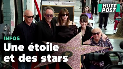 Tim Burton reçoit son étoile à Hollywood entouré des stars de « Batman » et « Beetlejuice »