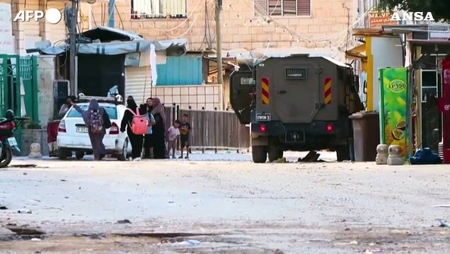 Cisgiordania, i palestinesi abbandonano le loro case a Jenin