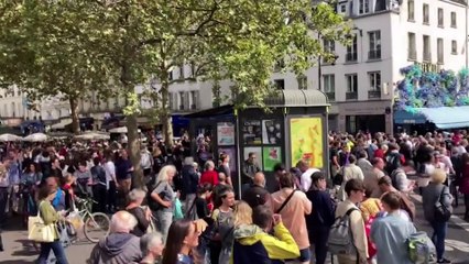 La izquierda francesa sale a las calles en protesta por la designación de Barnier