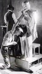 El verdadero origen de la palabra "robot" y su conexión con la ciencia ficción