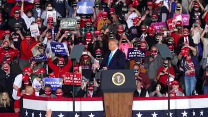 Trump yine Harris'i hedef aldı: ''Başkan olursa terk edilirsiniz''