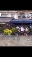 Marseille frappée par de violentes pluies et inondations