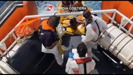 Nuovo naufragio di migranti a largo di Lampedusa, 21 dispersi