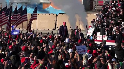 Trump e Kamala estão ombro a ombro em três estados-chave