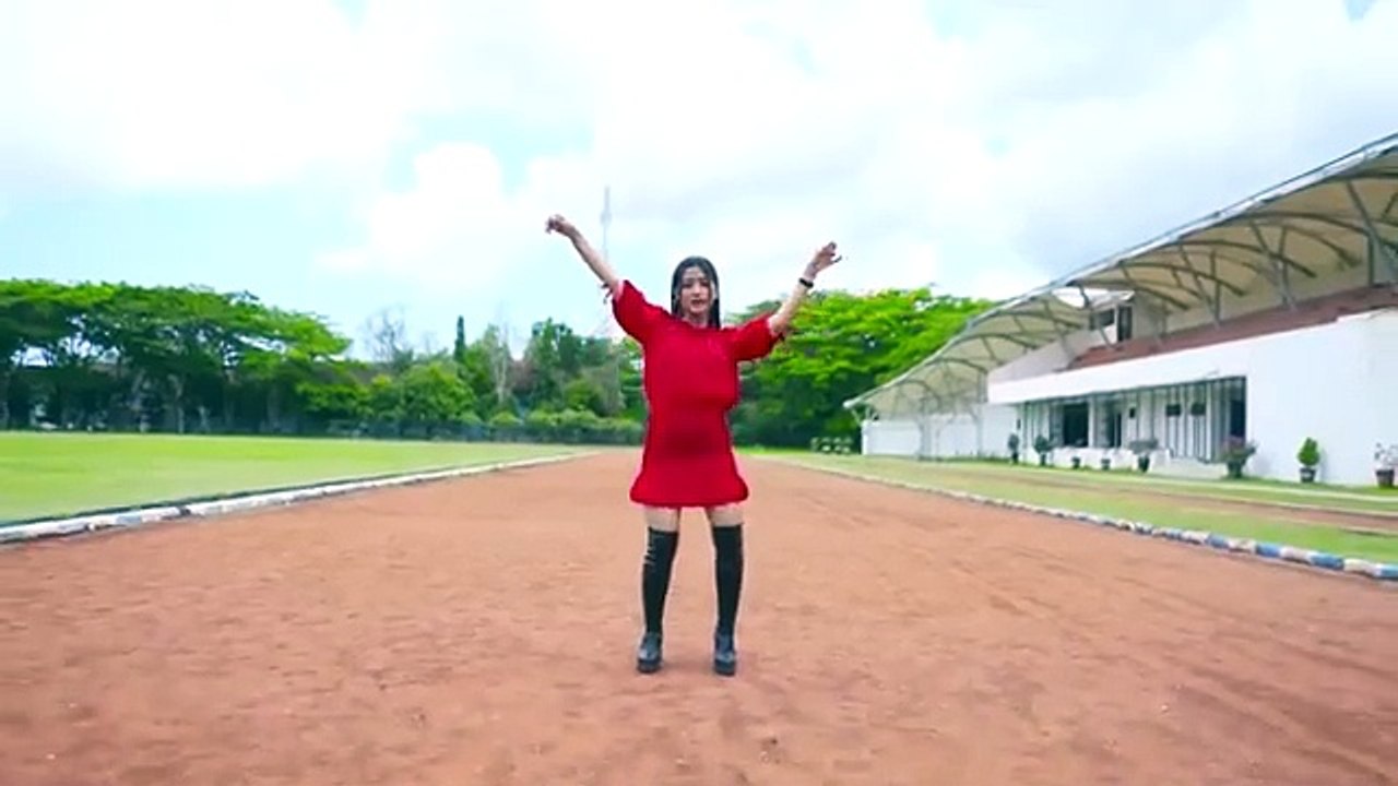 BUNGA  (dj remix) - Era Syaqira  __  DJ Bunga Tarik Sis Semongko