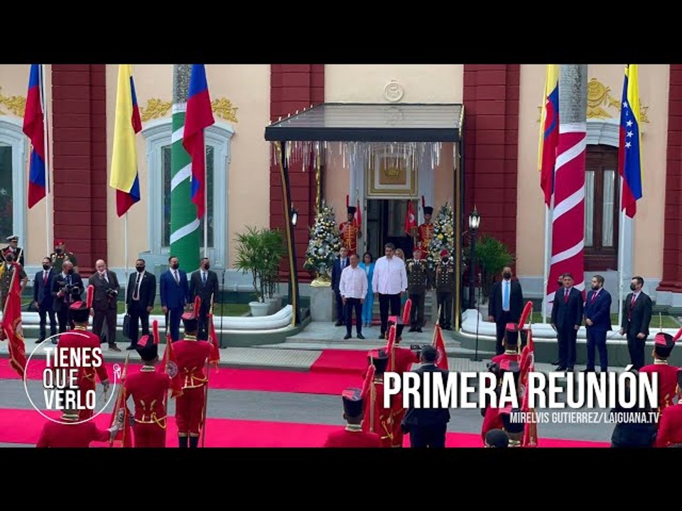 Exclusivo: Así fue el histórico apretón de manos de Maduro y Petro en Miraflores