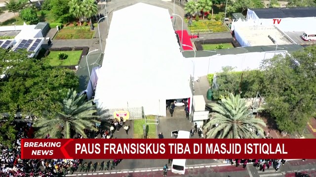Momen Imam Besar Masjid Istiqlal Sambut Paus Fransiskus dengan Pelukan