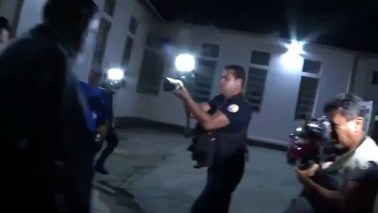 Irmãs de Deolane Bezerra são barradas em prisão após tentar visitar influenciadora