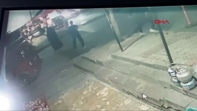 Sultangazi’de takip ettikleri kuyumcuyu vurup 1 kilo altını çaldılar; kuyumcu hayatını kaybetti