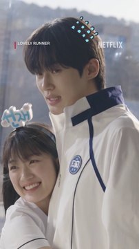 “Byeon Woo-seok piggybacking Kim Hye-yoon is the perfect shot in Lovely Runner | Netflix
