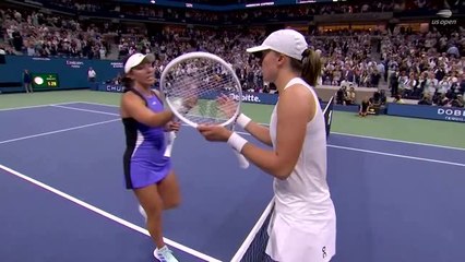 Pegula stuns Swiatek in straight sets at US Open​
